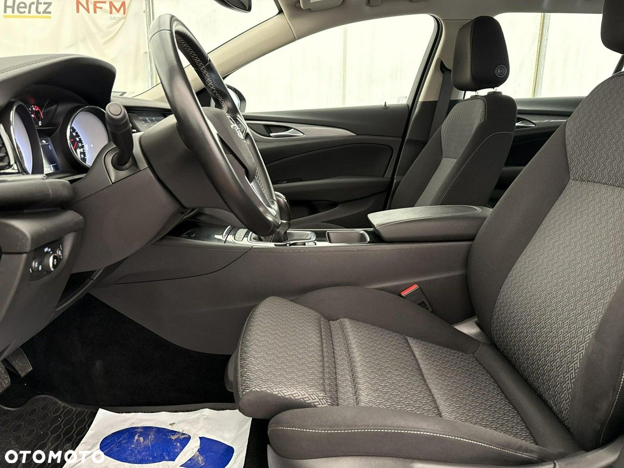 Opel Insignia - 12