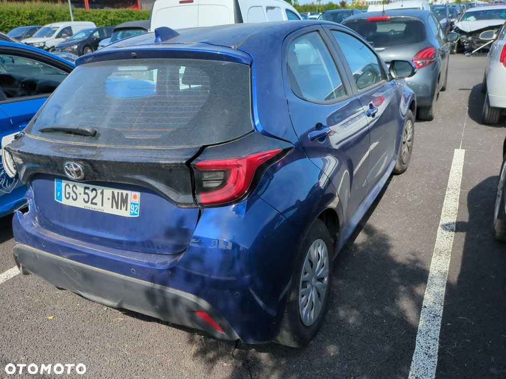 Toyota Yaris - 3