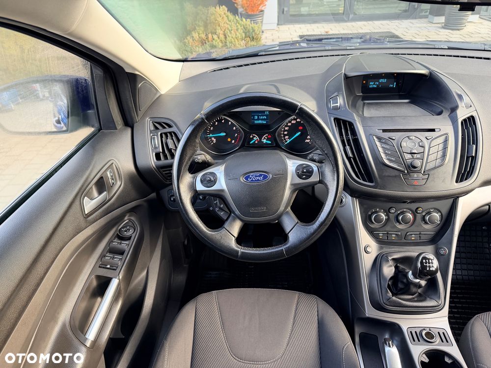 Ford Kuga 1.5 EcoBoost 2x4 Trend - 14