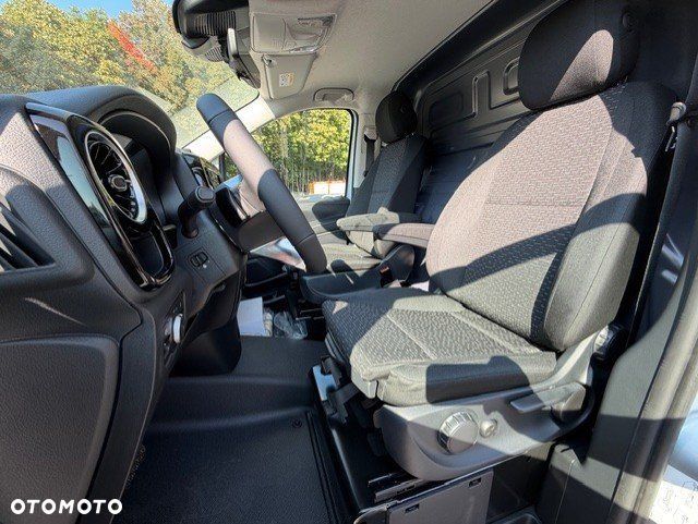 Mercedes-Benz Vito - 13
