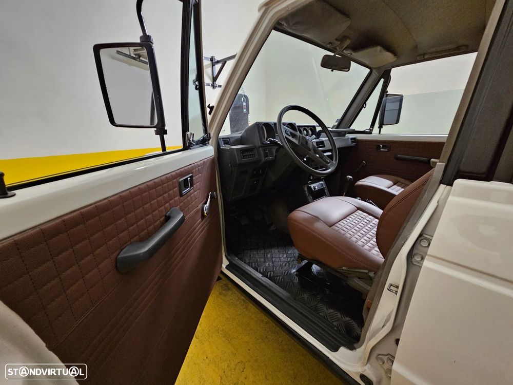 Mitsubishi Pajero 2.5 TD GLX Longo - 4