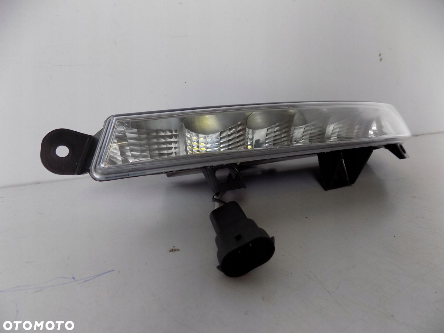 Halogen Led Prawy Mercedes W221 6.3 AMG - 11398 - 2