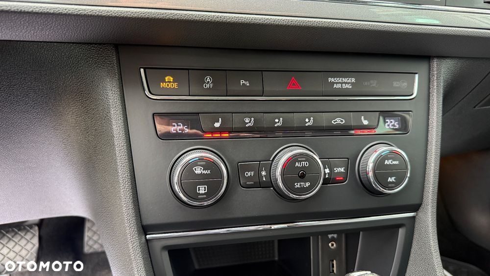 Seat Leon 2.0 TDI FR S&S DSG - 32