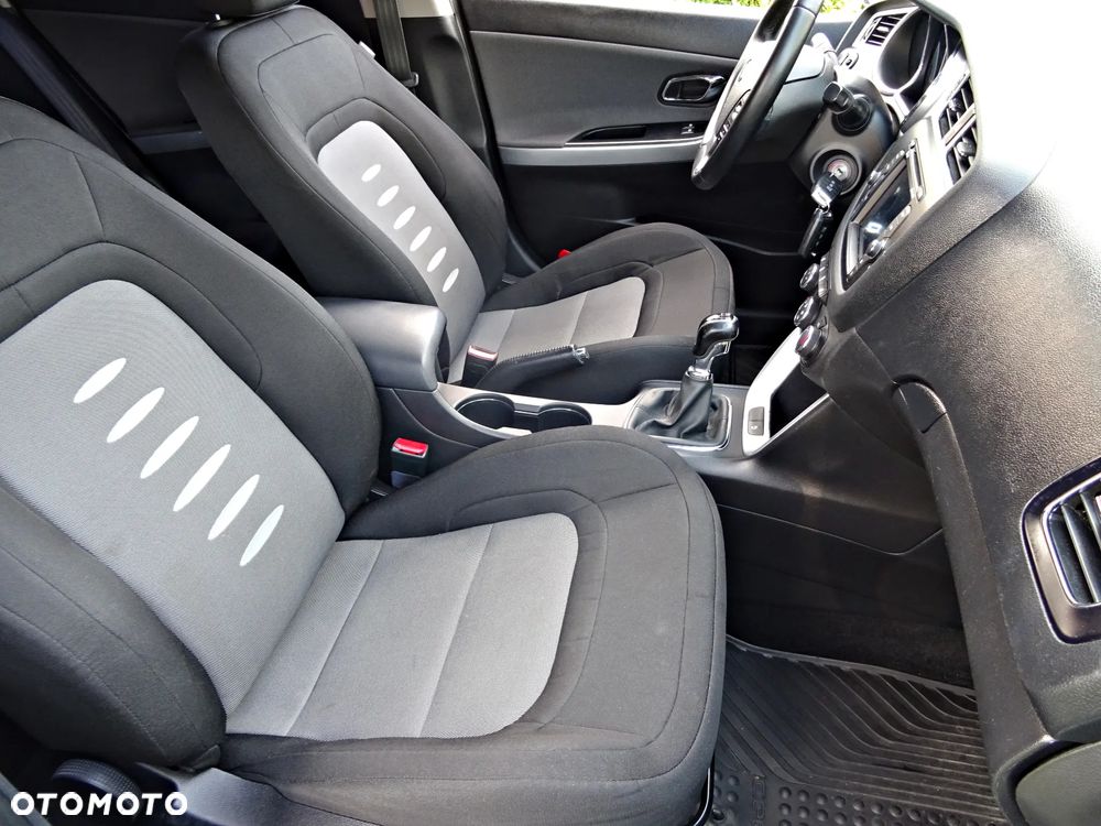 Kia Ceed - 6