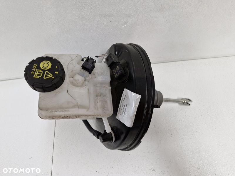 RENAULT TWINGO 3 III 1.0 SCE SERWO HAMULCOWE POMPA HAMULCA 472104799R - 2