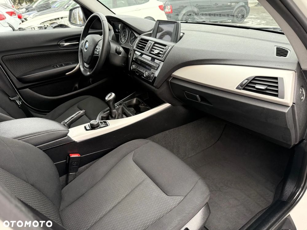 BMW Seria 1 118d Sport Line - 8