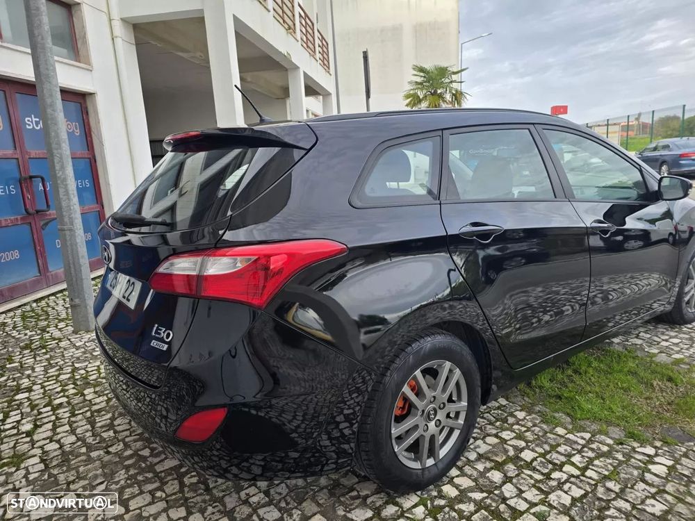 Hyundai i30 CW 1.6 CRDi Comfort - 5