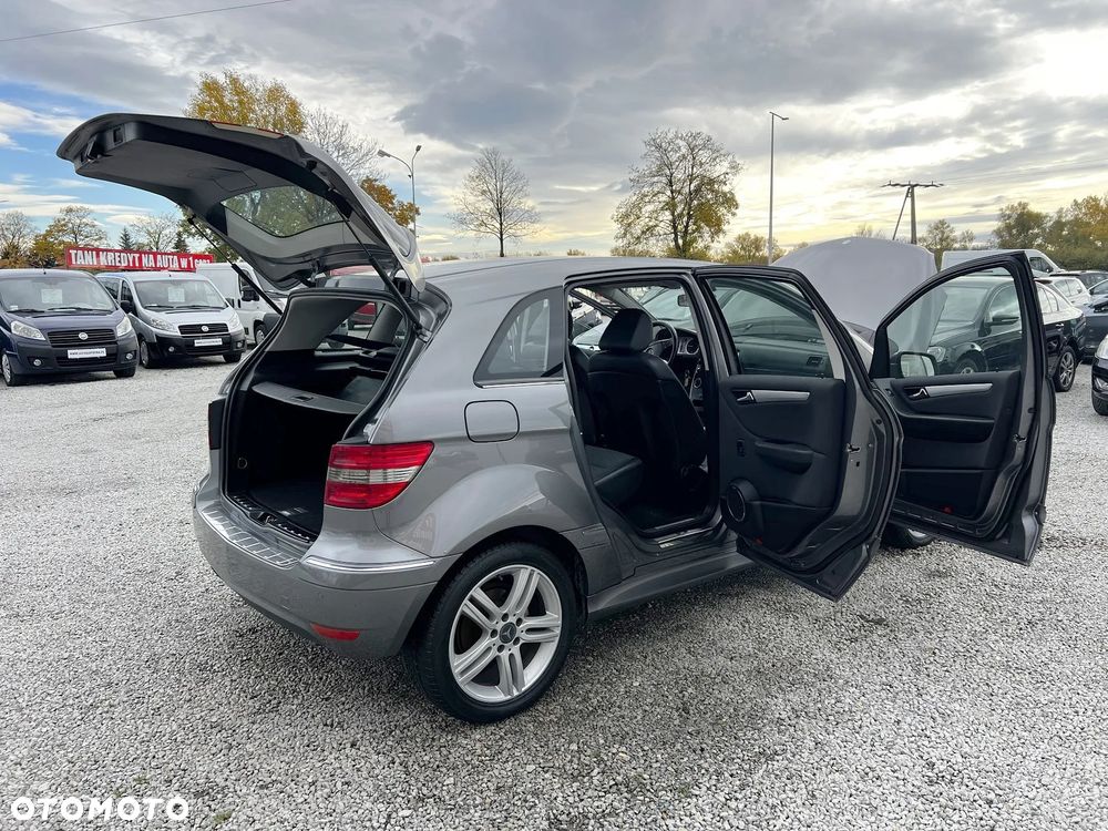 Mercedes-Benz Klasa B 180 CDI - 18