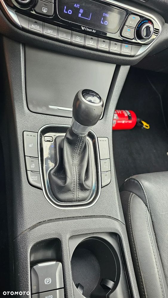 Hyundai i30 1.4 T-GDI Premiere Luxury DCT - 31