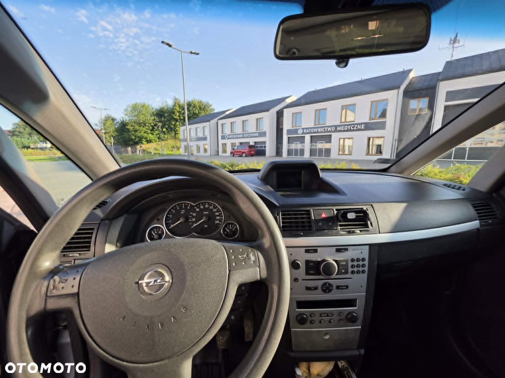 Opel Meriva 1.7 CDTI Essentia - 4