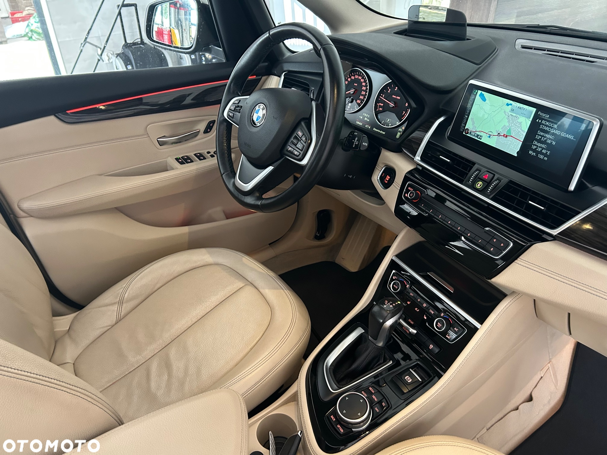 BMW Seria 2 220i Active Tourer Luxury Line - 27