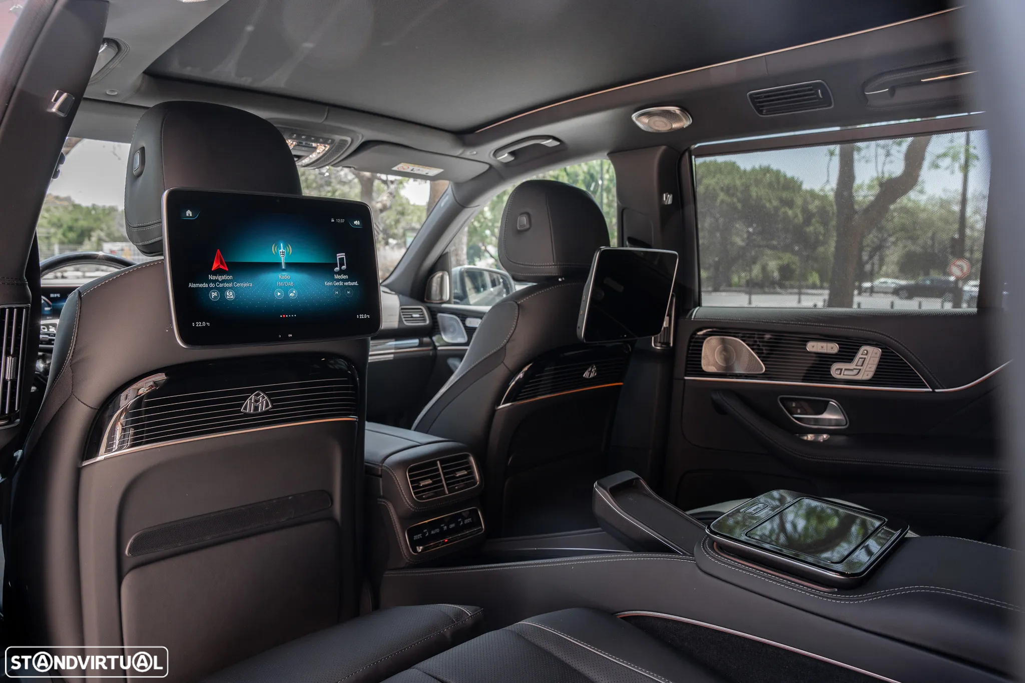 Mercedes-Benz GLS 600 Maybach 4Matic - 17