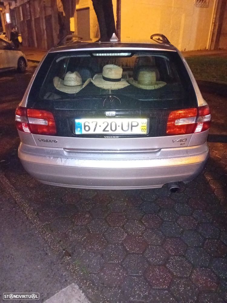 Volvo V40 1.6 - 2