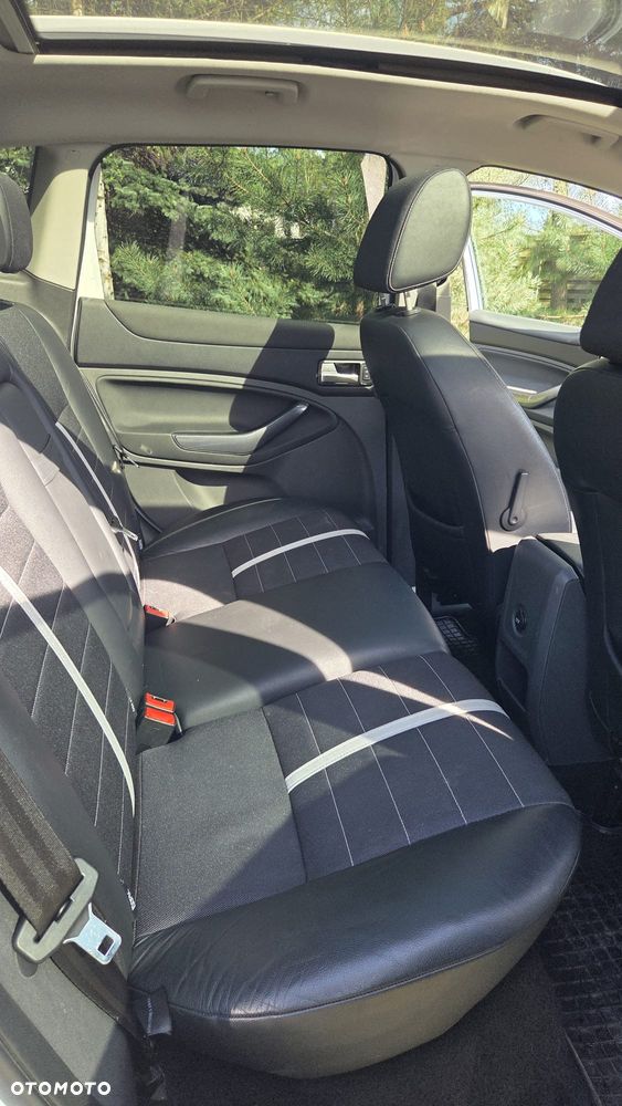 Ford Kuga 2.0 TDCi 4x4 Titanium - 8