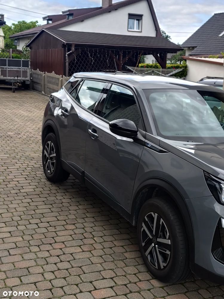Peugeot 2008 50kWh Allure - 2