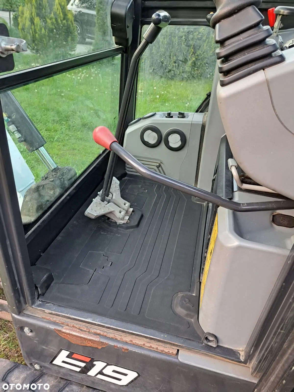 Bobcat E19 - 9