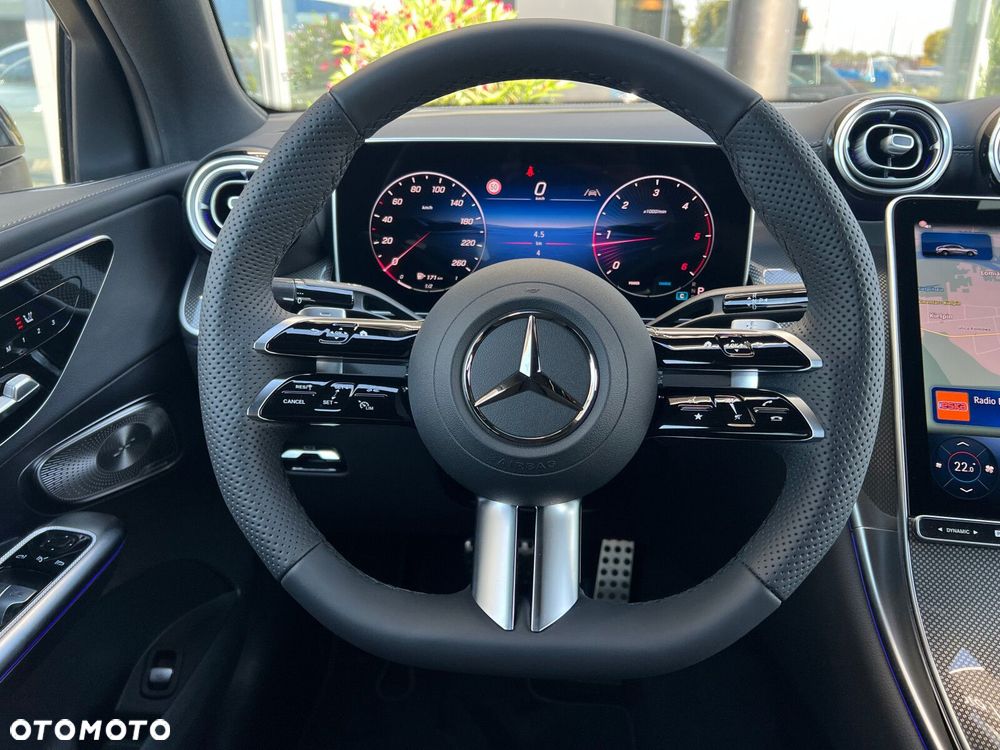 Mercedes-Benz GLC - 16