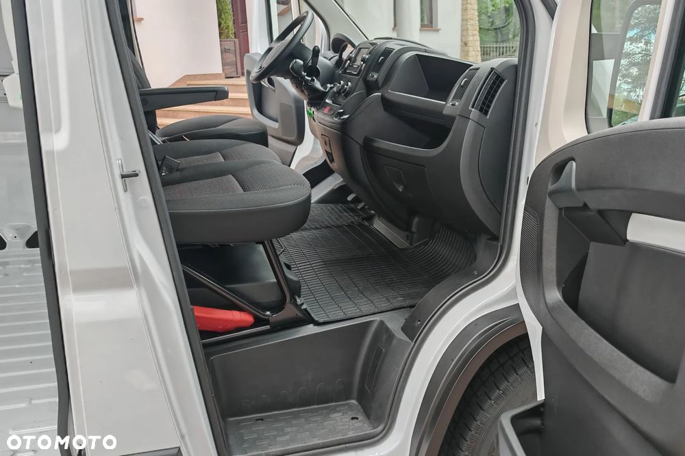 Opel Movano - 10