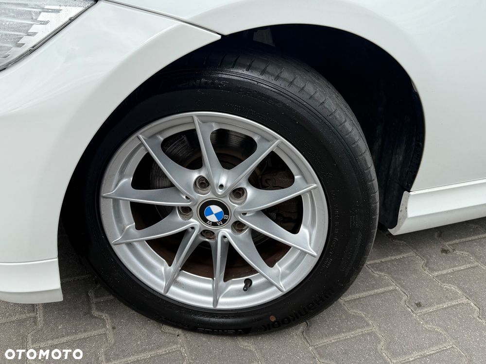 BMW Seria 3 318d - 19