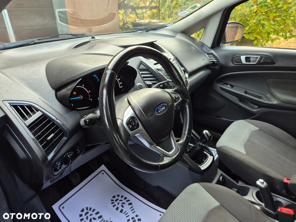 Ford EcoSport 1.5 TDCi TITANIUM - 9
