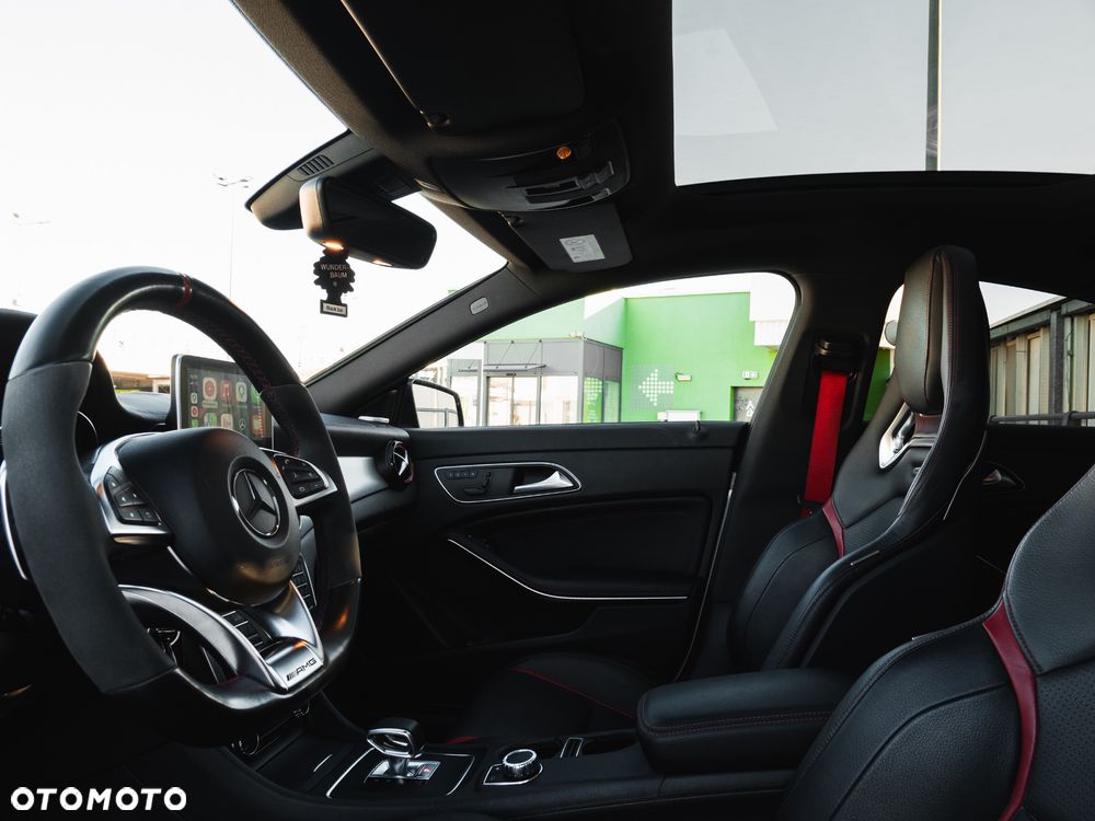 Mercedes-Benz CLA 45 AMG 4-Matic - 26