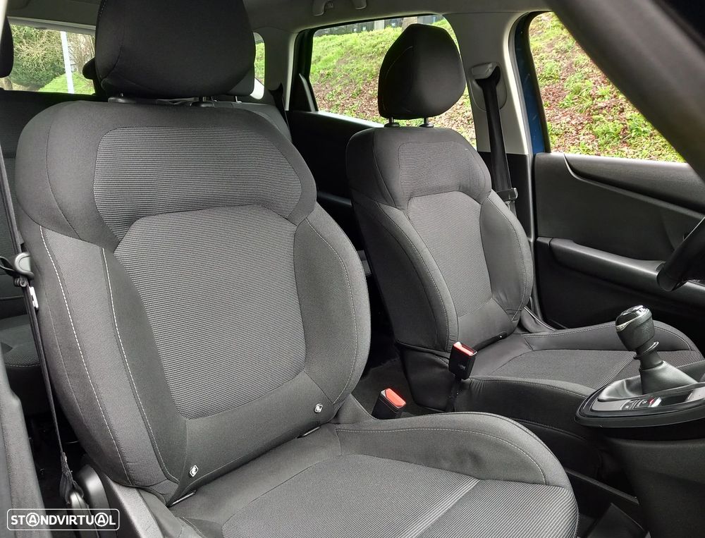 Renault Scénic ENERGY dCi 110 INTENS - 9