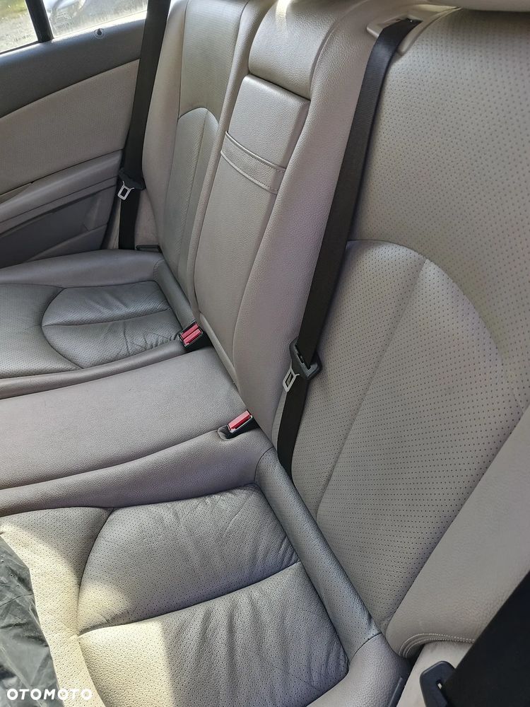 Mercedes-Benz Klasa E - 2