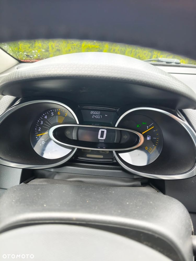 Renault Clio - 5