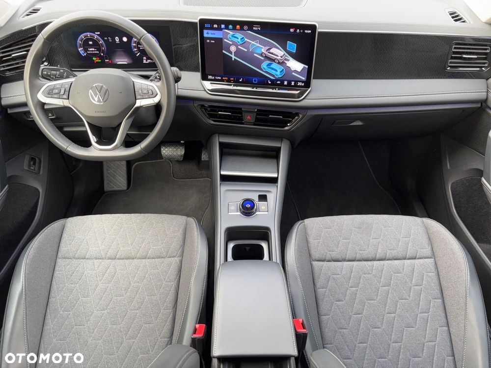 Volkswagen Tiguan - 21