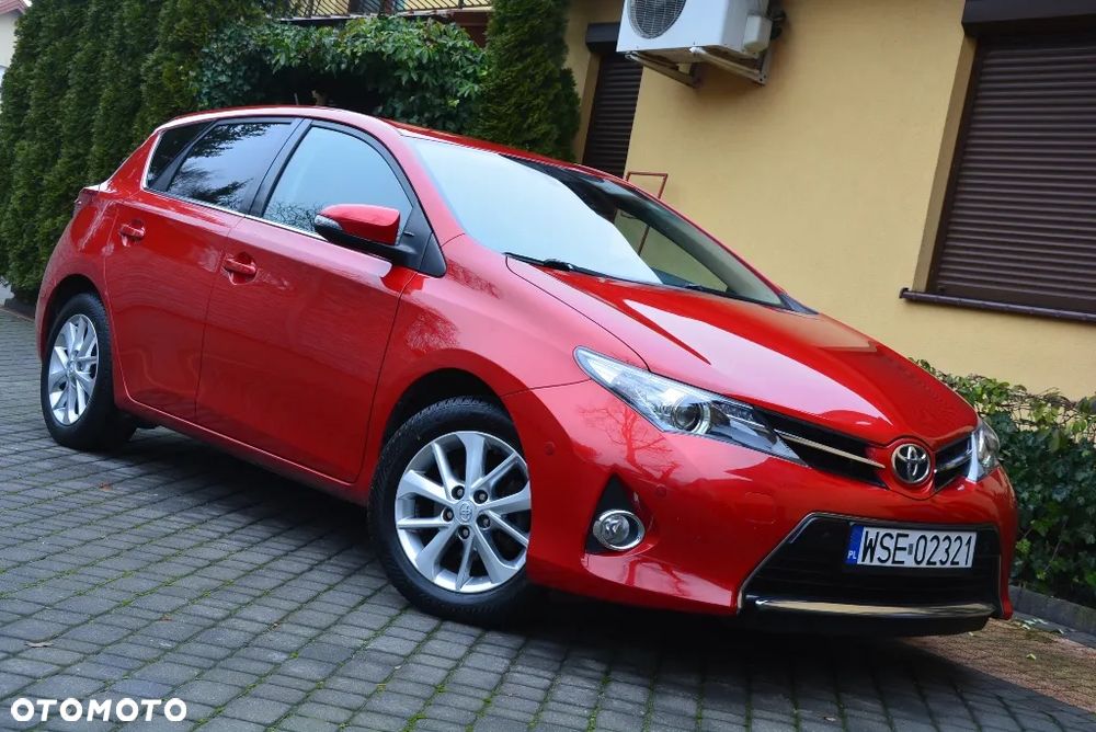 Toyota Auris 1.6 Valvematic Comfort - 3