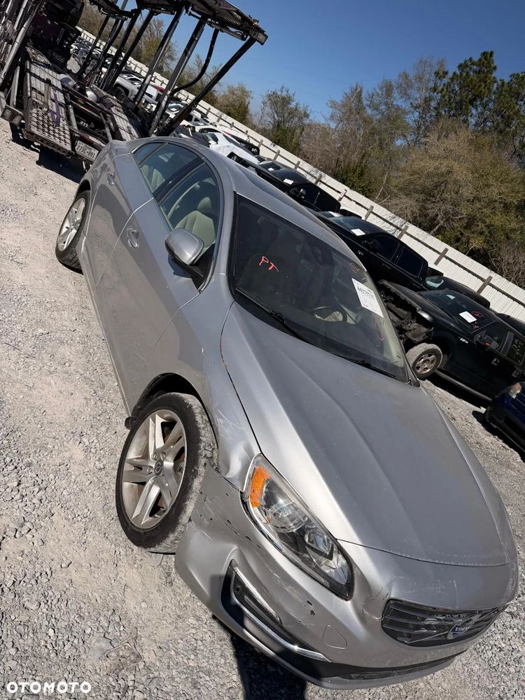 Volvo S60 - 9