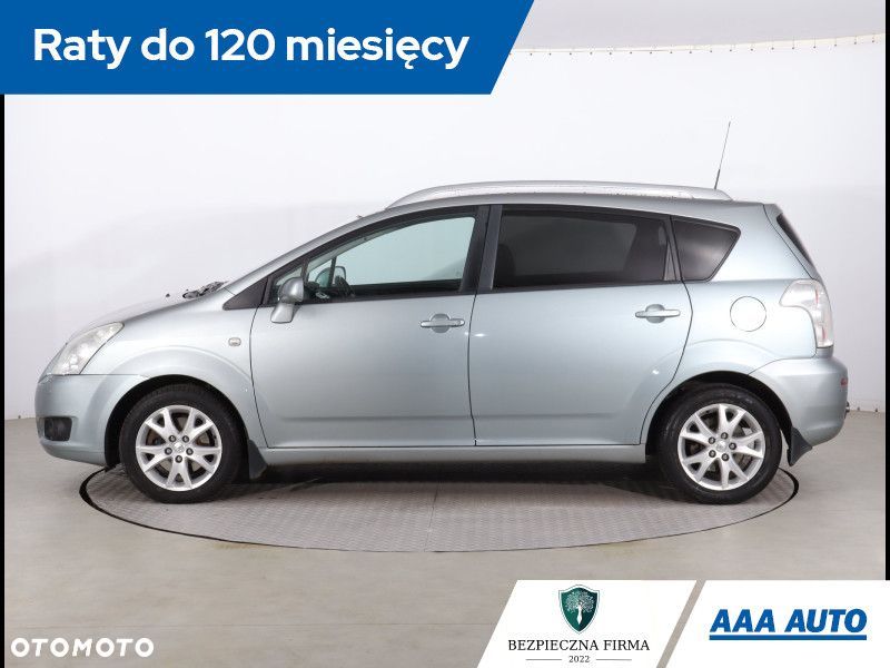 Toyota Corolla Verso - 3