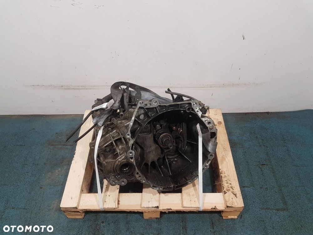 NISSAN PRIMERA P12 2.0 BENZYNA 140KM SKRZYNIA BIEGÓW MANUALNA 8H5#1 - 1