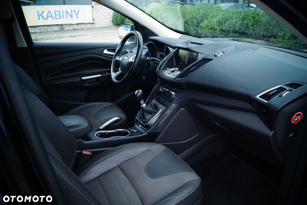Ford Kuga 2.0 TDCi FWD Titanium - 16