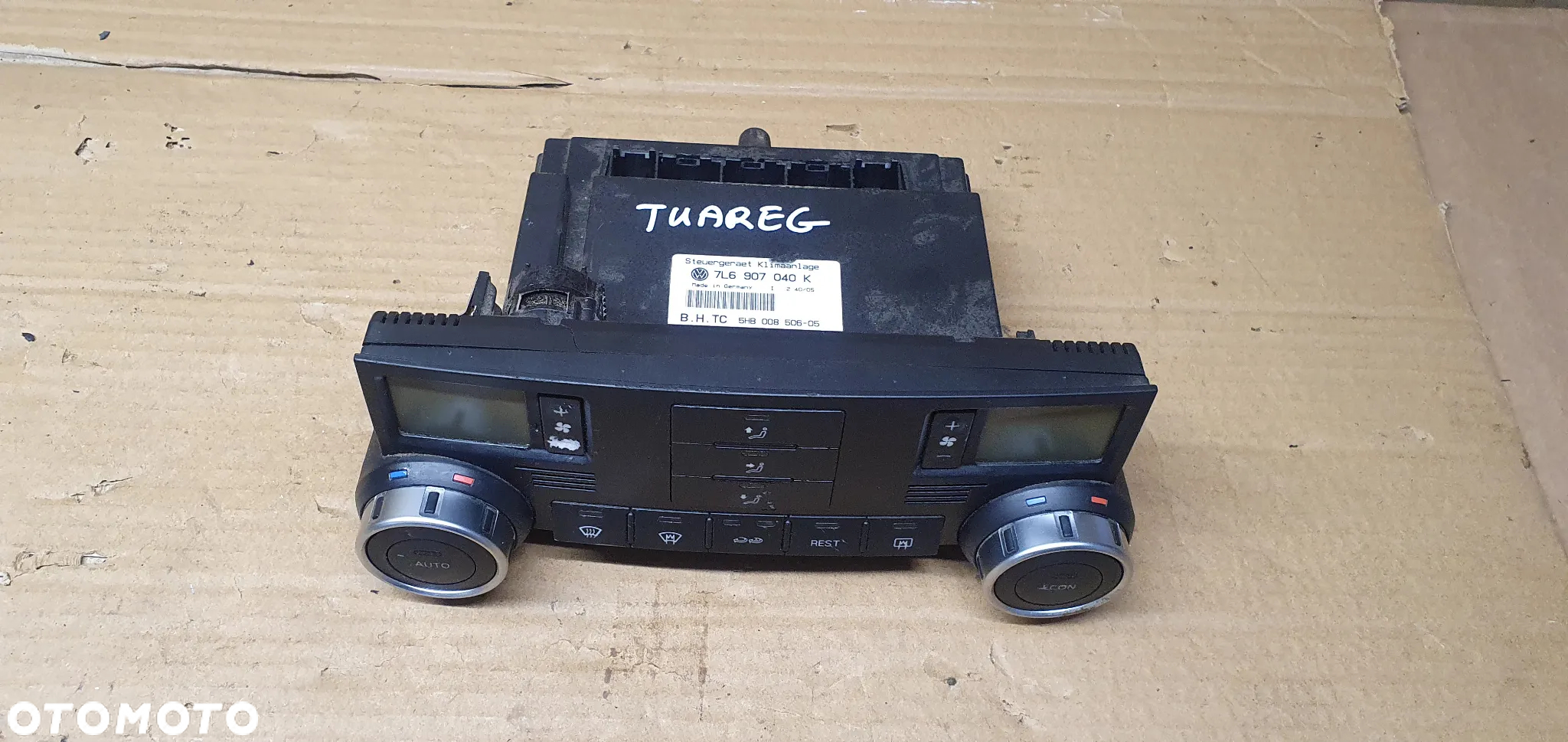 Panel nawiewu klimatyzacji klimy VW Touareg 7L6907040K - 2
