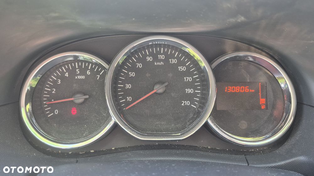 Dacia Duster 1.6 SCe S&S - 15