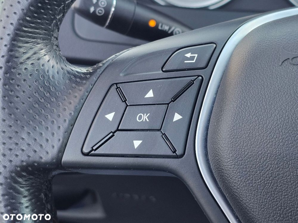 Mercedes-Benz Klasa C - 25