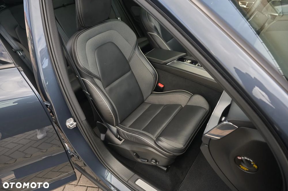 Volvo XC 60 B5 B Geartronic RDesign - 26