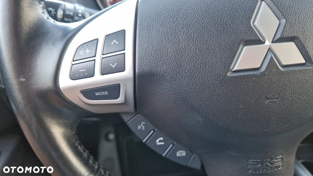 Mitsubishi Outlander 2.0 Invite 2WD - 21