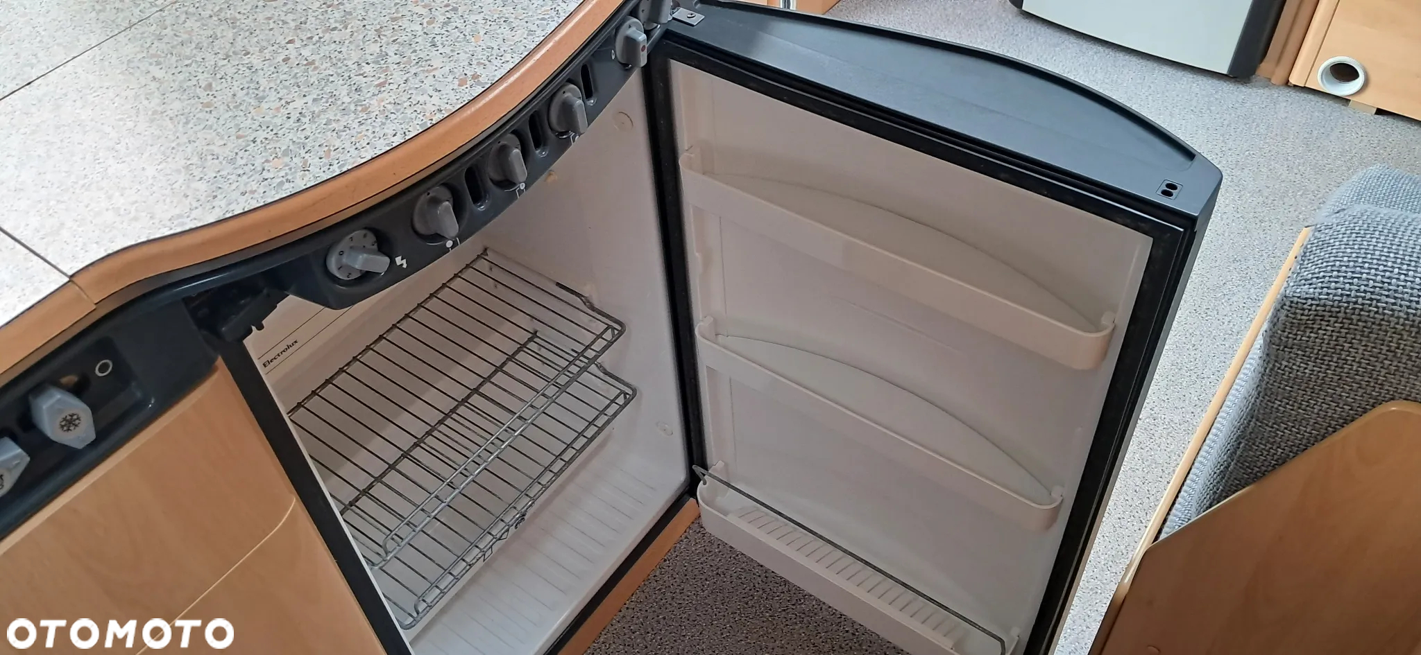 Dethleffs 440 DB - 9