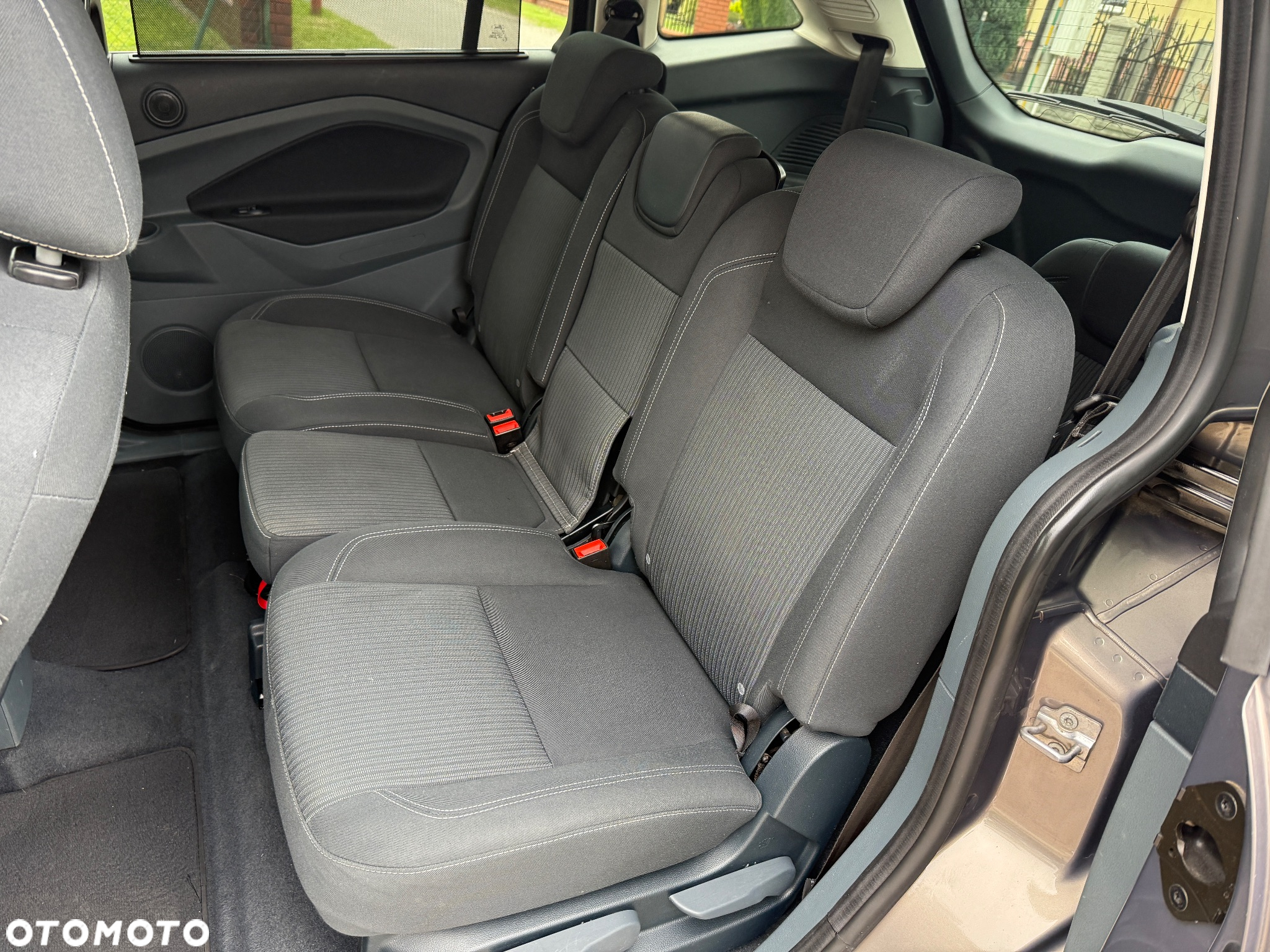 Ford Grand C-MAX 1.6 EcoBoost Titanium - 16