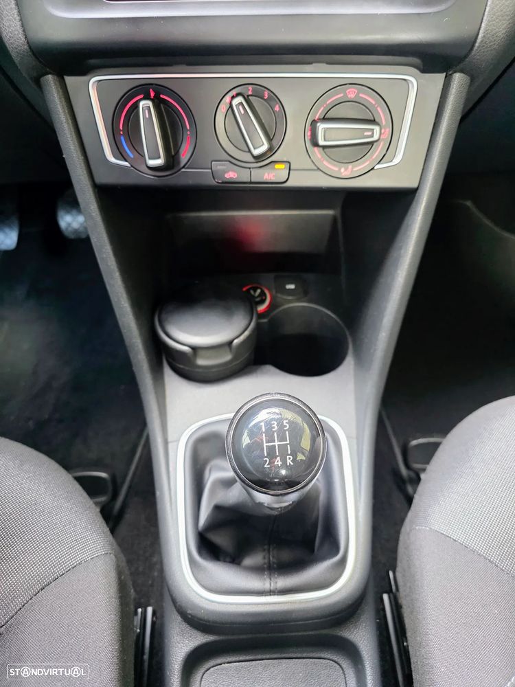VW Polo 1.0 Confortline - 34