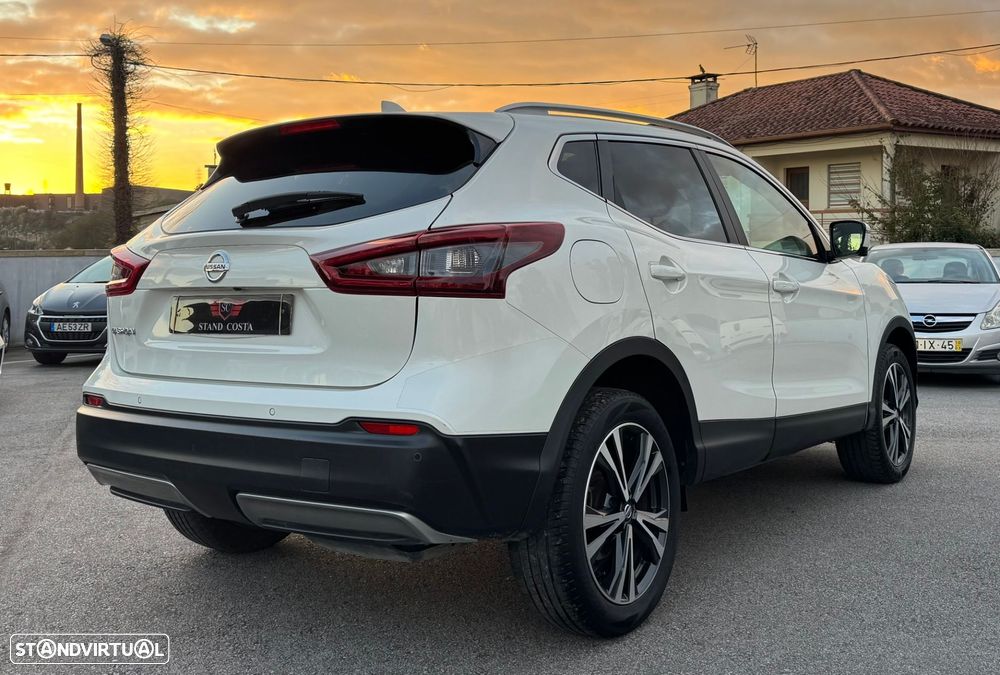 Nissan Qashqai 1.5 dCi N-Connecta J18 - 4