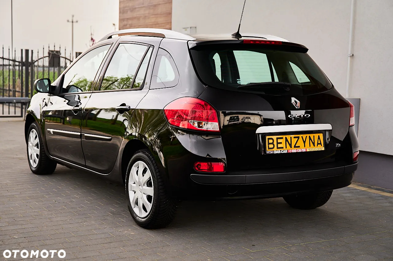 Renault Clio 1.2 16V TCE Exception - 11