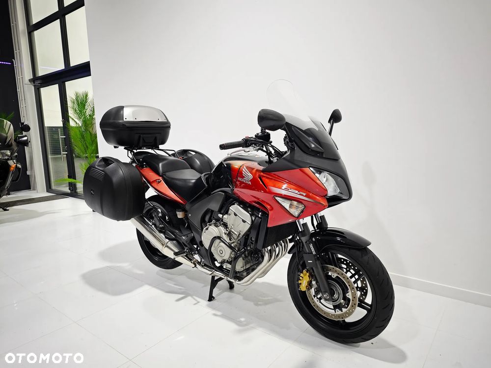Honda CBF - 2