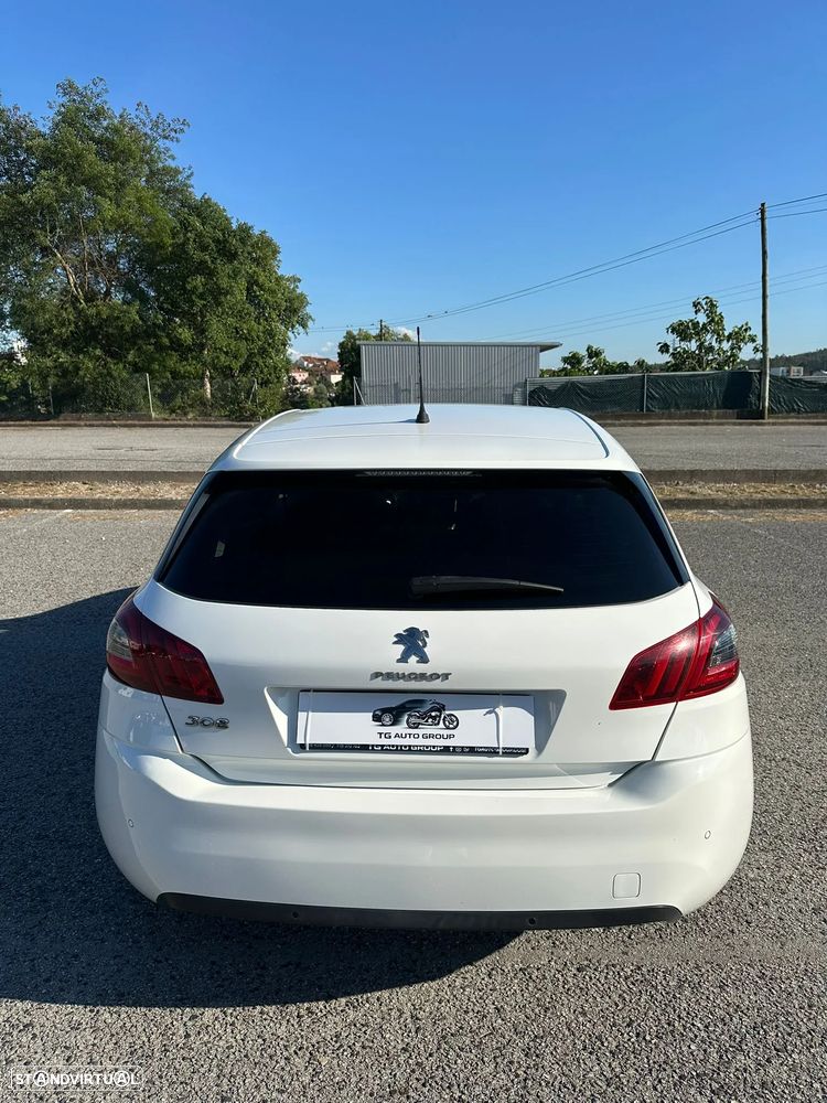 Peugeot 308 1.2 PureTech Style - 9