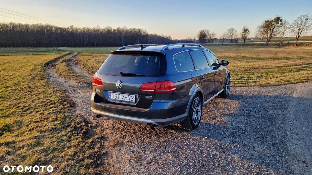 Volkswagen Passat 2.0 TDI 4Motion DSG BlueMotion Tech Highline - 7
