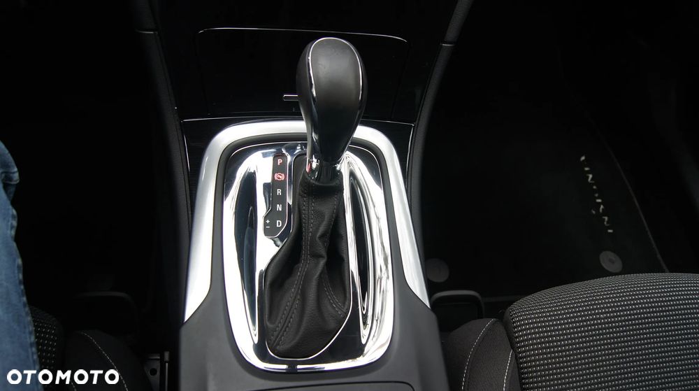 Opel Insignia 2.0 Exclusive - 25