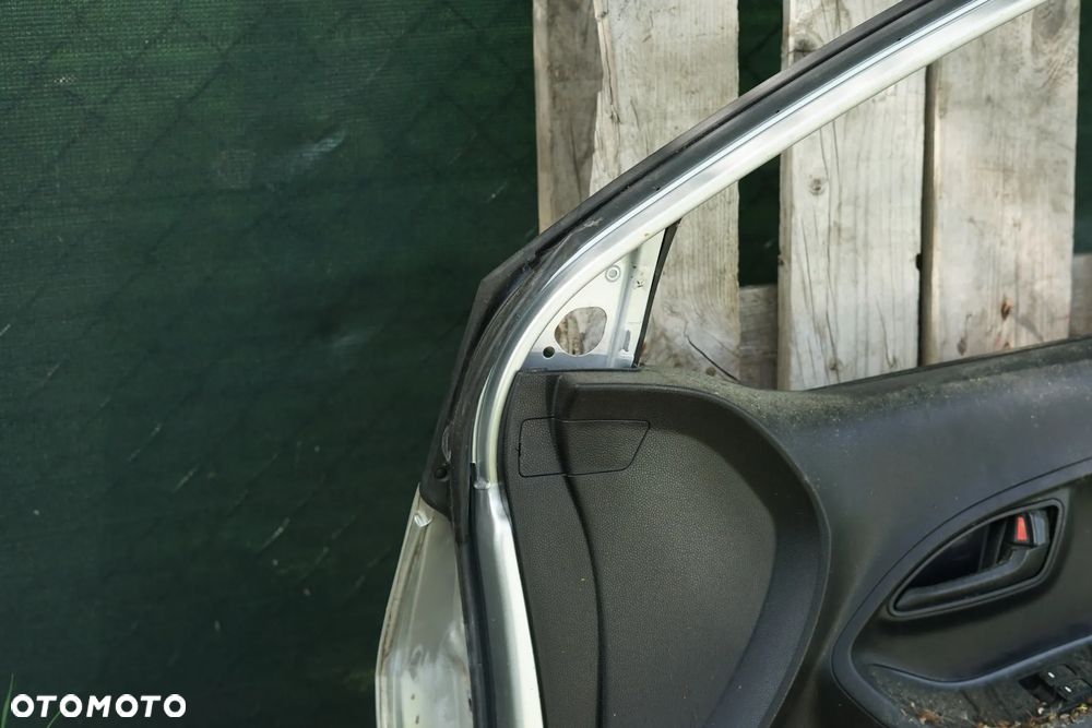 Drzwi przód przednie prawe Kia Picanto II 5d 3D - 12