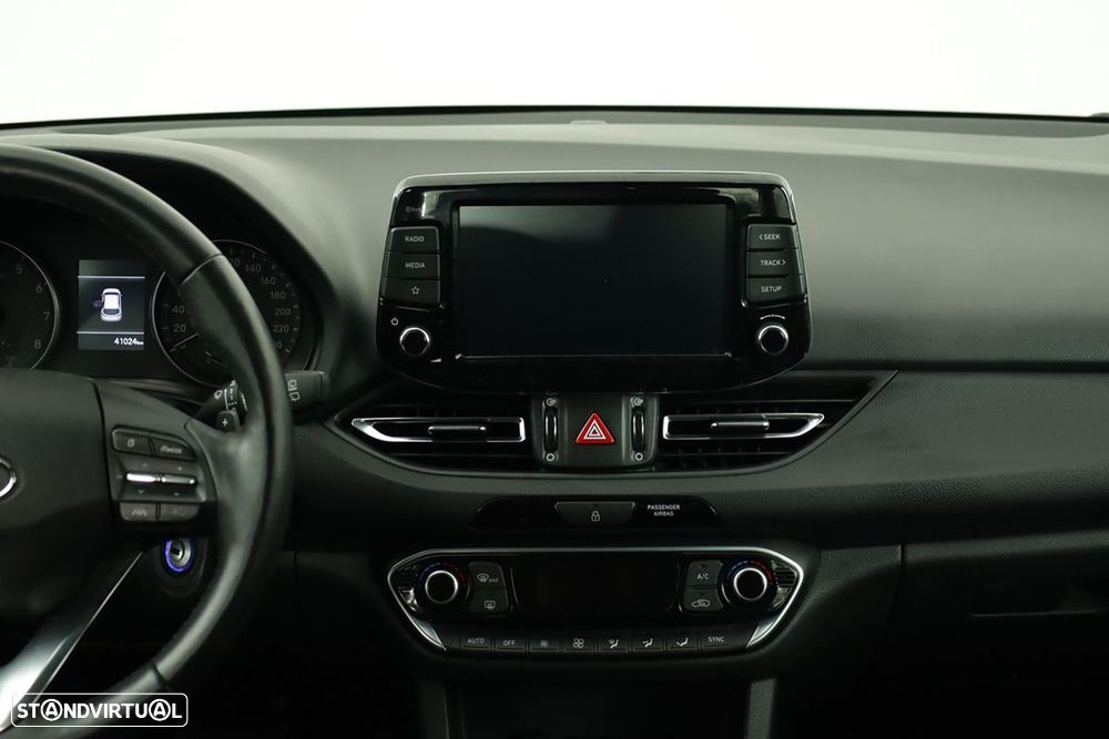 Hyundai i30 1.0 T-GDI Style Plus DCT - 9